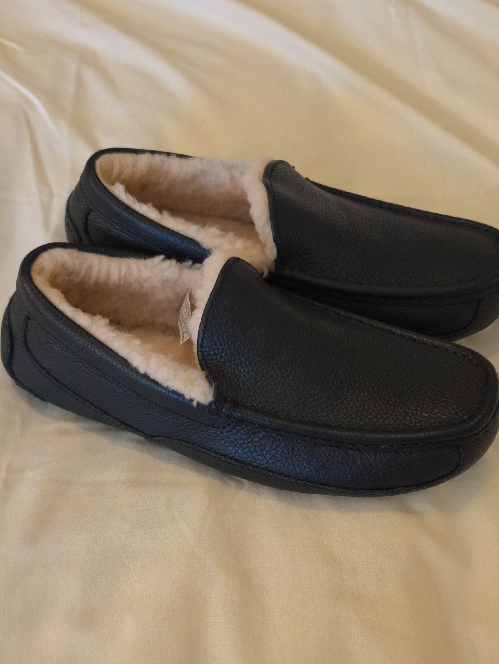 UGG Ascot Men's Black Leather Shearling-Lined Slip-On Moccasins
